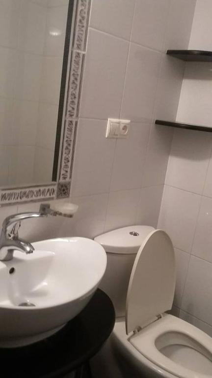 Тбилиси: Apartment on Chikovani str 4/8