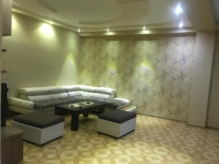 Тбилиси: Ketevan Tsamebuli Avenue 47 49