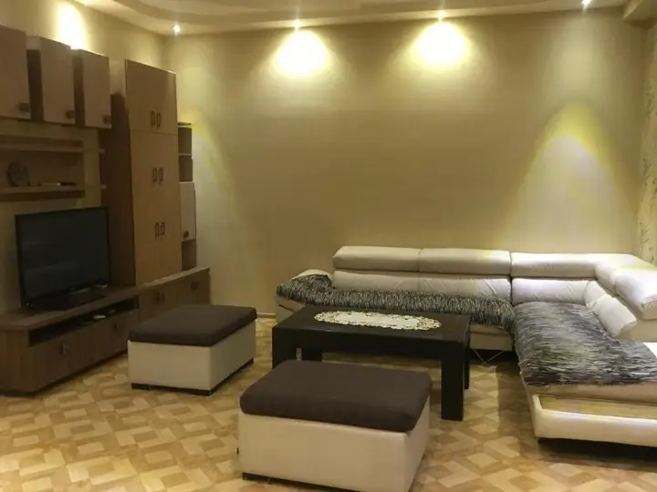 Тбилиси: Ketevan Tsamebuli Avenue 47 49