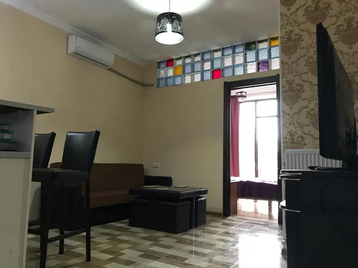 Тбилиси: 87 Akaki Tsereteli Avenue