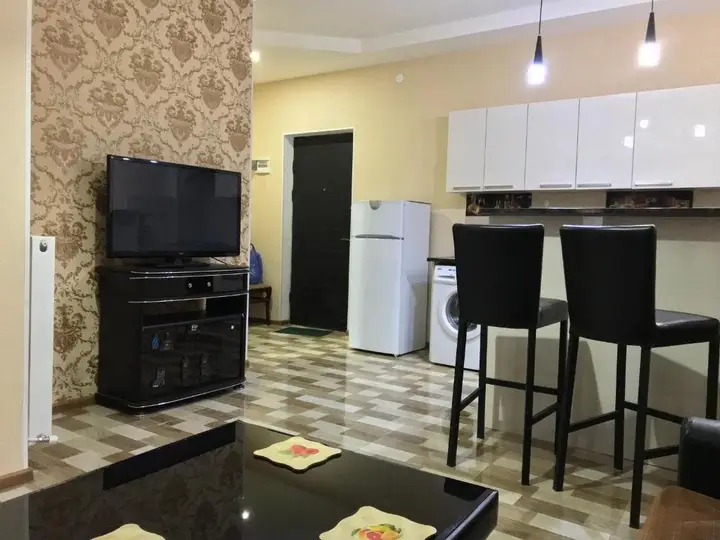 Тбилиси: 87 Akaki Tsereteli Avenue