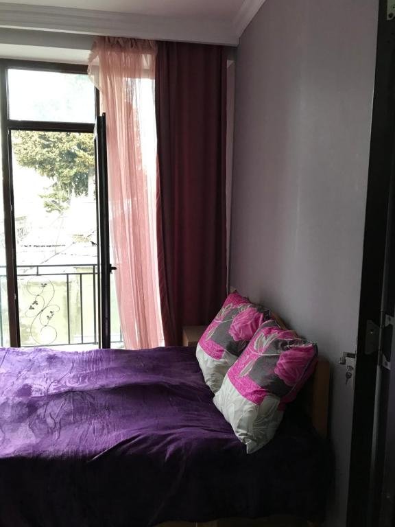 Тбилиси: 87 Akaki Tsereteli Avenue