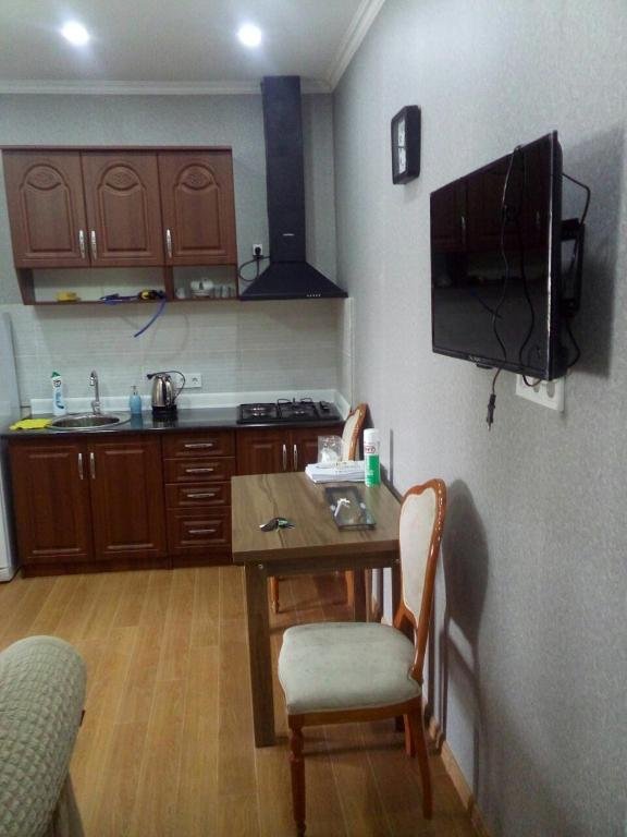 Батуми: Apartment on the Street Saiatnova #10