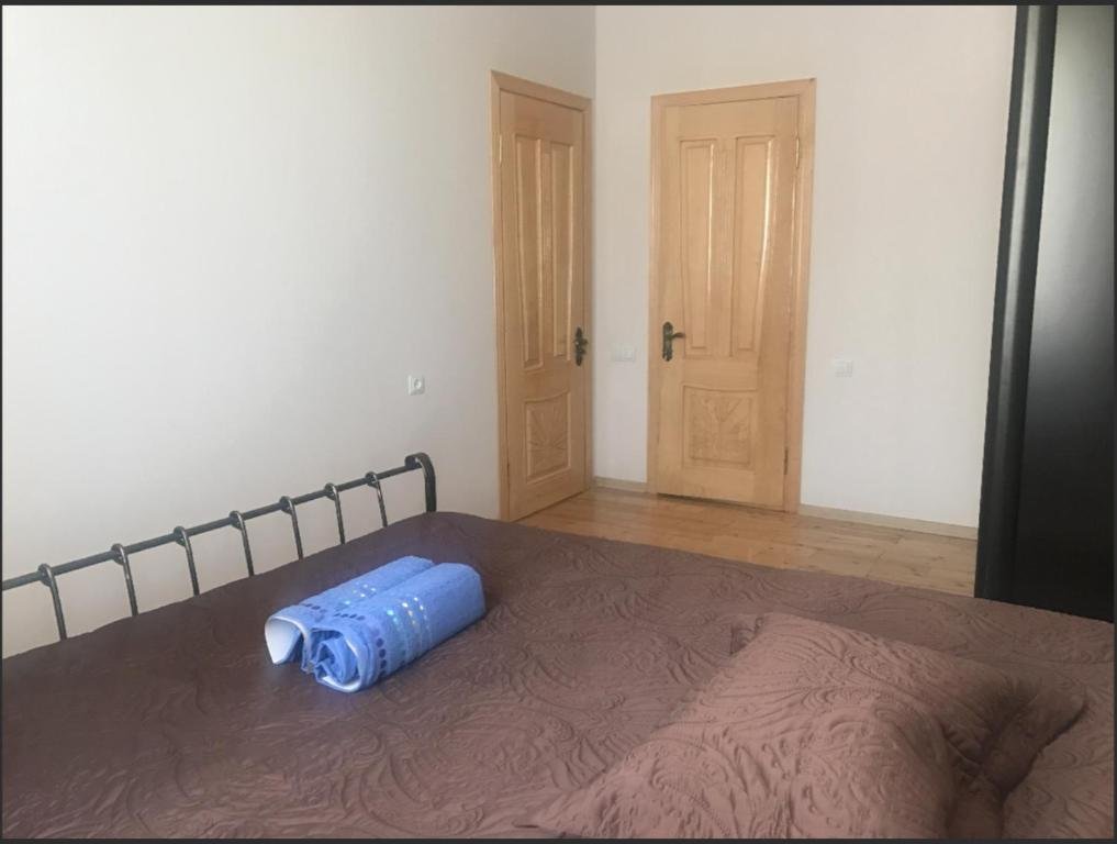 Тбилиси: New 3 Bedroom Apartment Near To Old Tbilisi