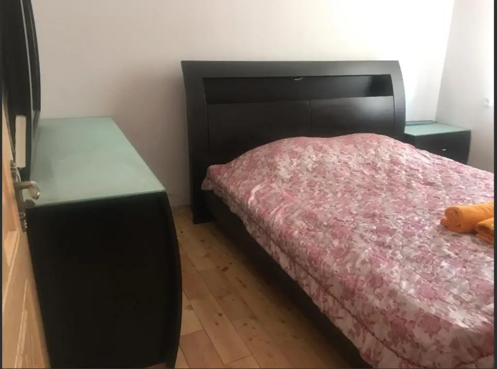 Тбилиси: New 3 Bedroom Apartment Near To Old Tbilisi