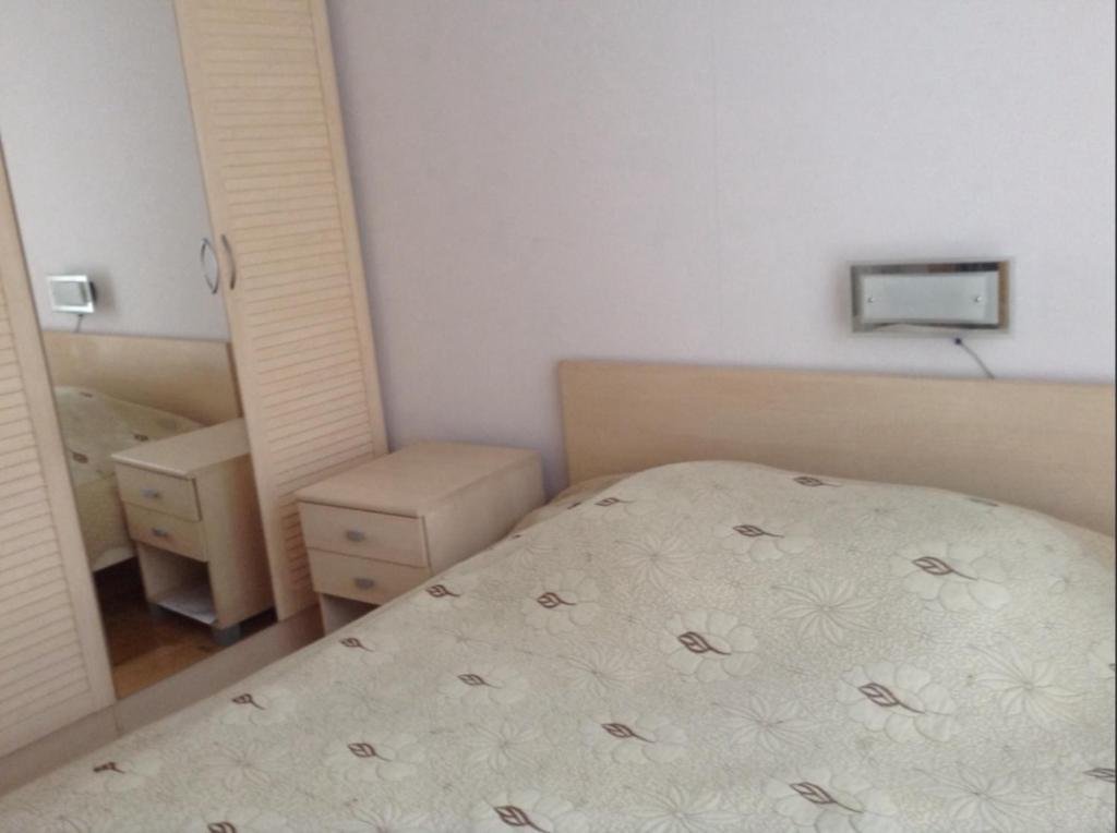 Тбилиси: New 3 Bedroom Apartment Near To Old Tbilisi