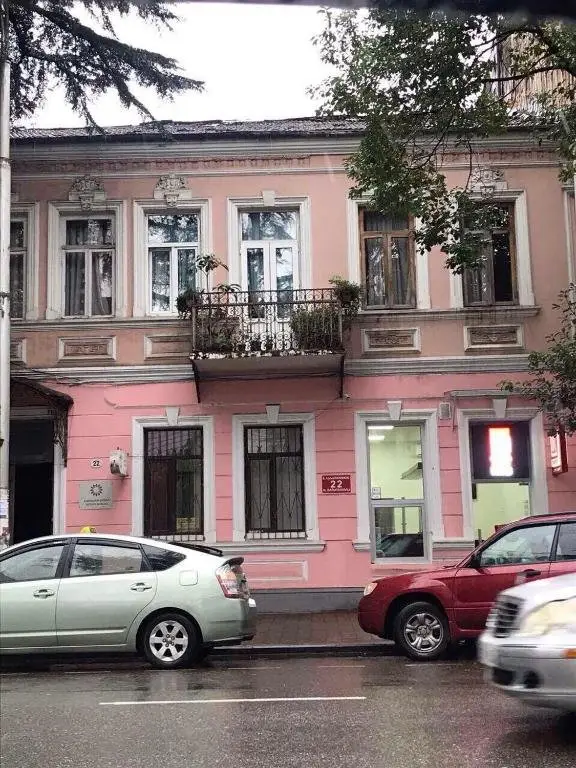 Батуми: Levani's Sweet Home At Baratashvili