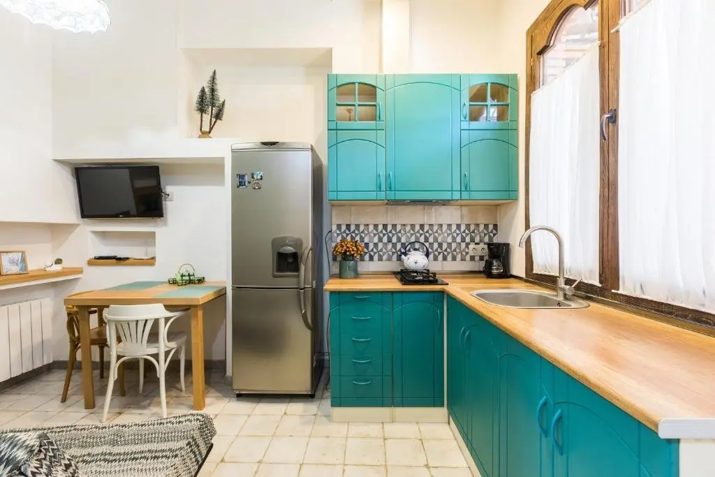 Тбилиси: Designer apartments in old Tbilisi - near “Fabrika”