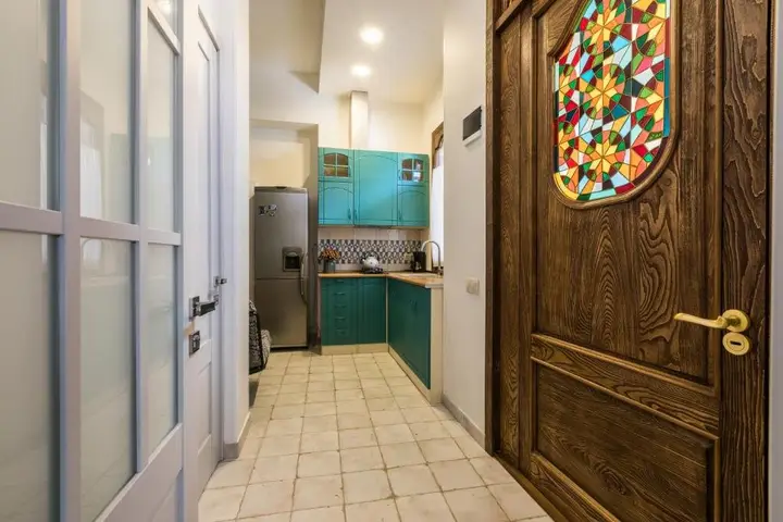 Тбилиси: Designer apartments in old Tbilisi - near “Fabrika”