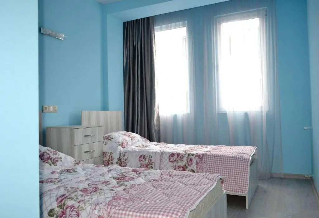 Батуми: Apt on Lermontov 37 B