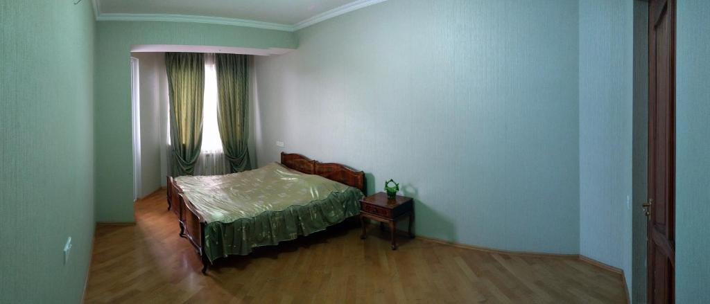 Тбилиси: M.Aleksidze Street 1 Block 1 Entrance 1 Floor 11