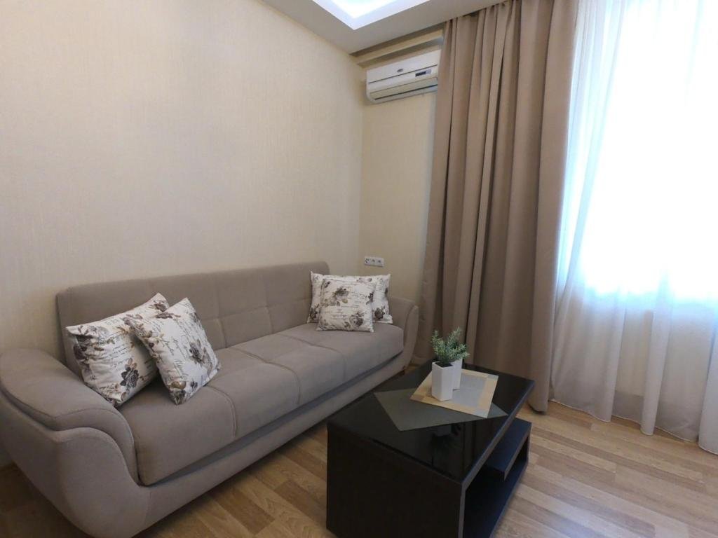 Тбилиси: 68 Merab Kostava Street