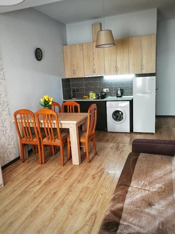 Тбилиси: Dina's Apartment
