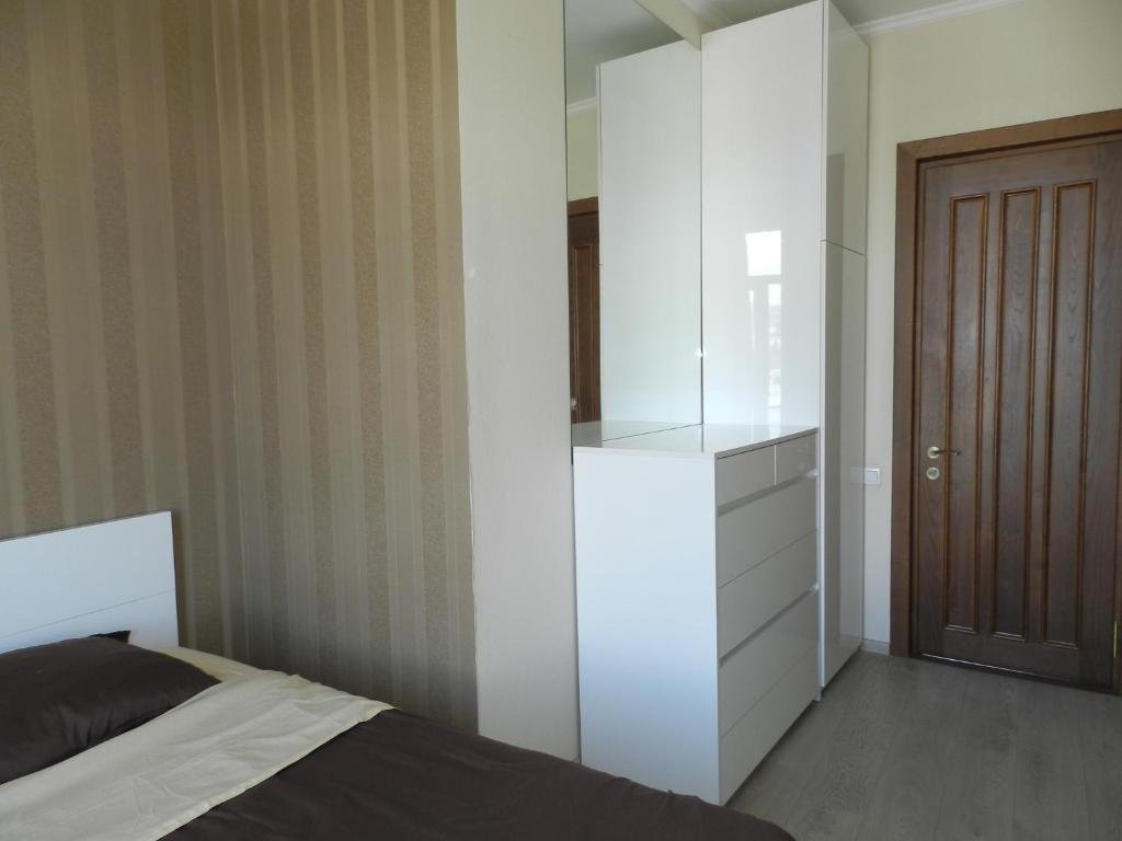 Тбилиси: Cozy Light Apartment at Bochorma