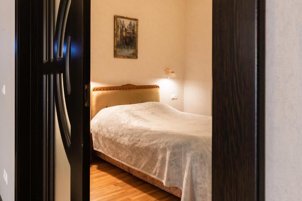 Тбилиси: Happy 4bedroom apartment in old Tbilisi