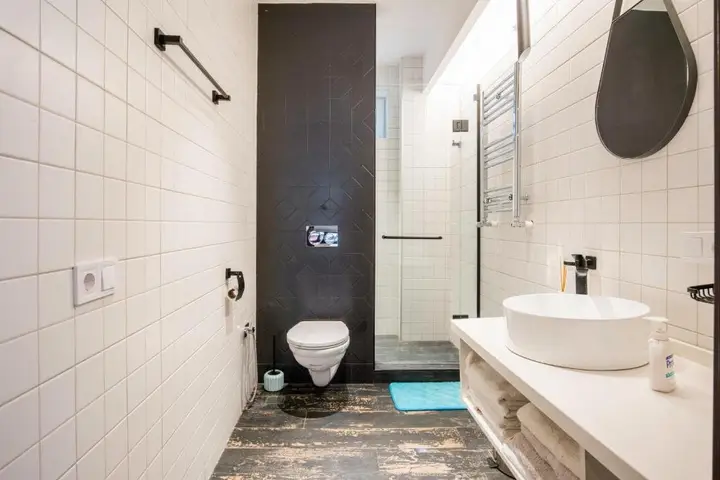 Тбилиси: Happy 4bedroom apartment in old Tbilisi