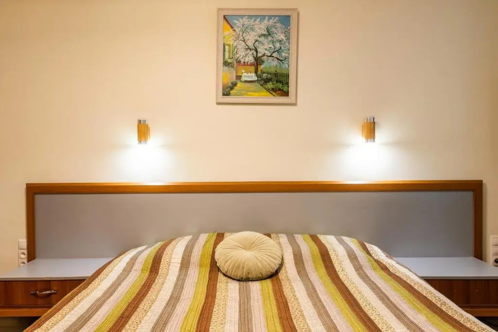 Тбилиси: Happy 4bedroom apartment in old Tbilisi