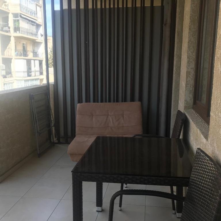 Тбилиси: Archil Tsagareli St 41 Apartment