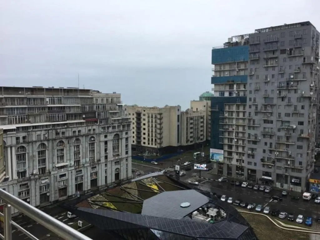 Батуми: Apartment in New Batumi, 5min walk to the sea