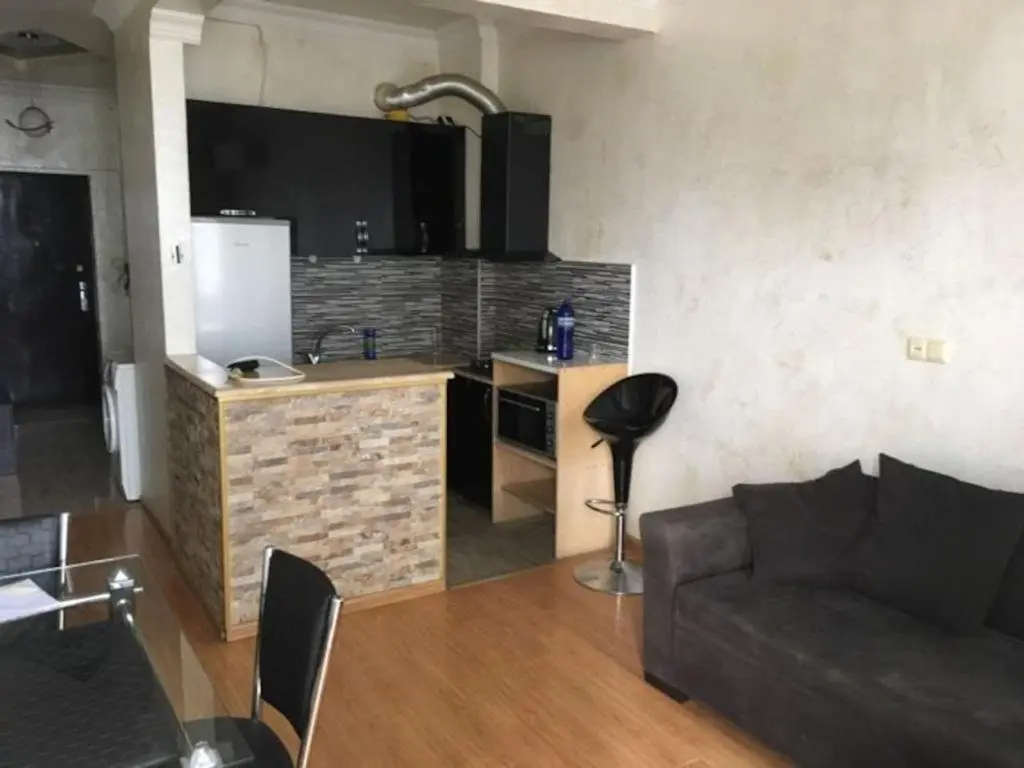 Батуми: Apartment in New Batumi, 5min walk to the sea