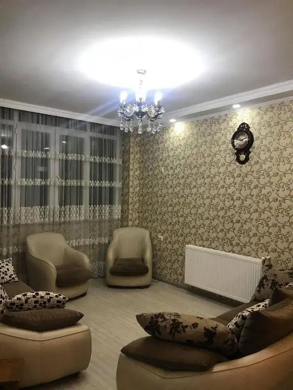 Батуми: Batumi Street Bagrationi 126