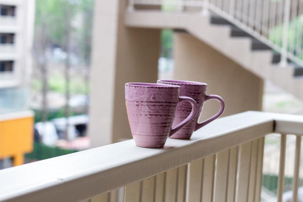 Тбилиси: Cozy And Bright 2 bedroom Apartment in Saburtalo Tbilisi