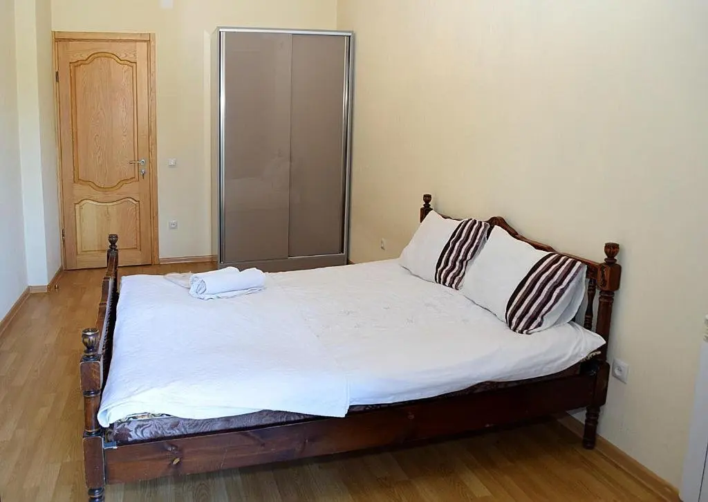Тбилиси: Apartments Near Holiday Inn