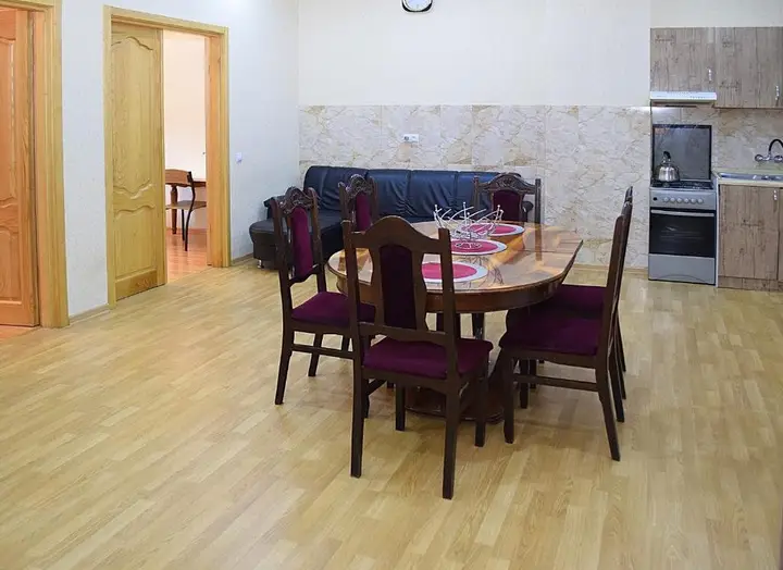 Тбилиси: Apartments Near Holiday Inn