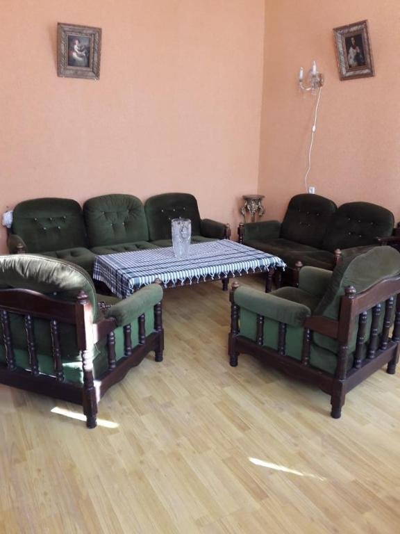 Тбилиси: Bright apartment in the centre of Tbilisi