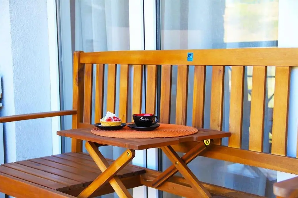 Тбилиси: Sunny Apartment In The City Center Surrounded By Nature
