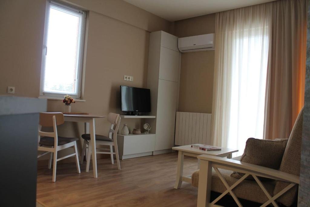 Тбилиси: Stylish Apartment Near Park