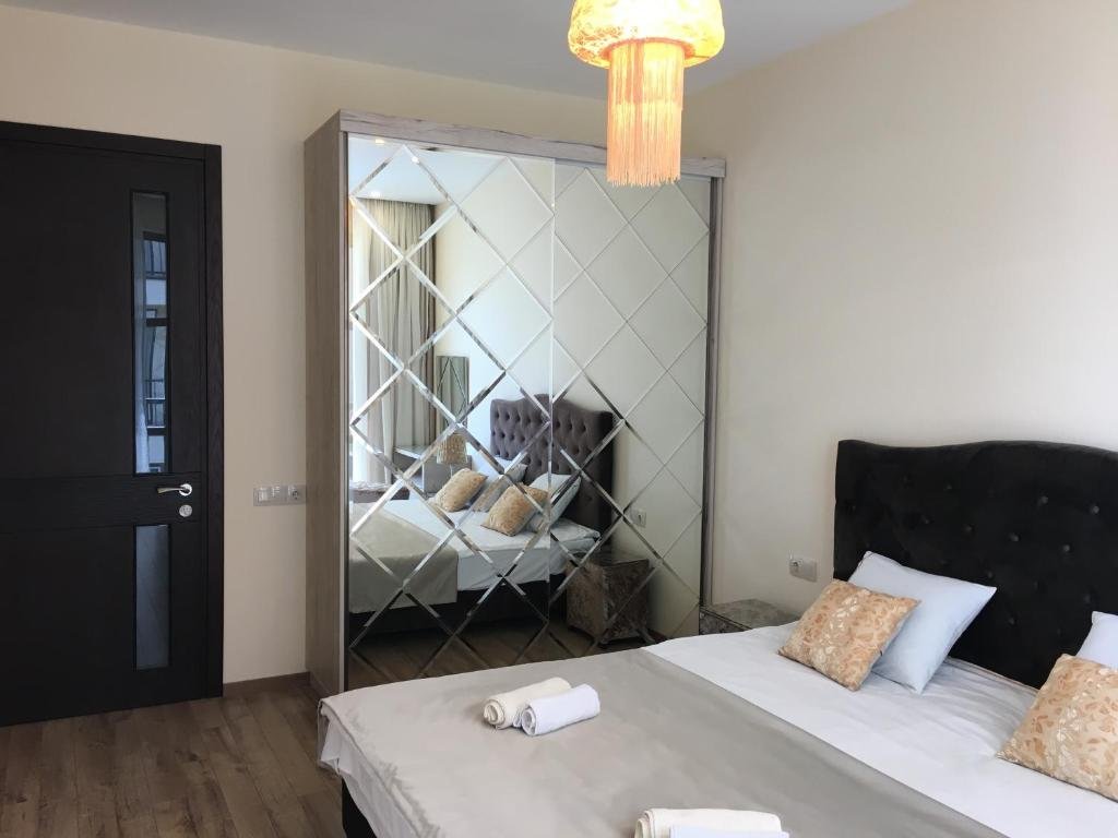Тбилиси: Apartment Nikoladze 3