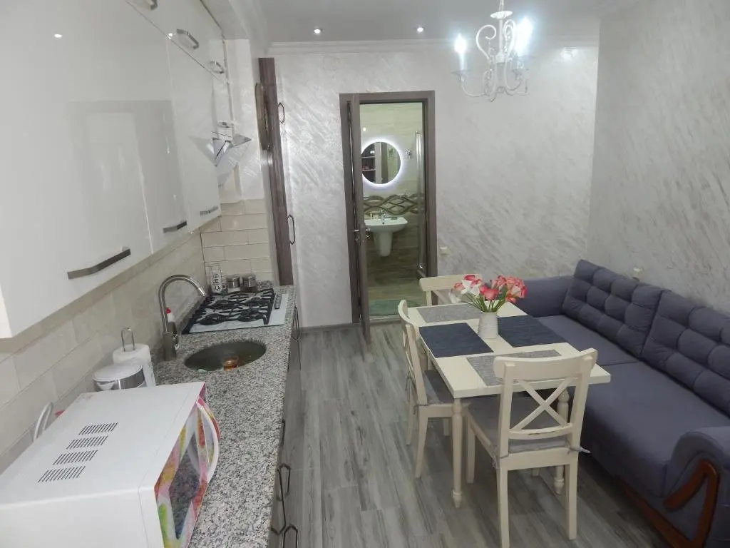 Батуми: Apartment near 6 May Park