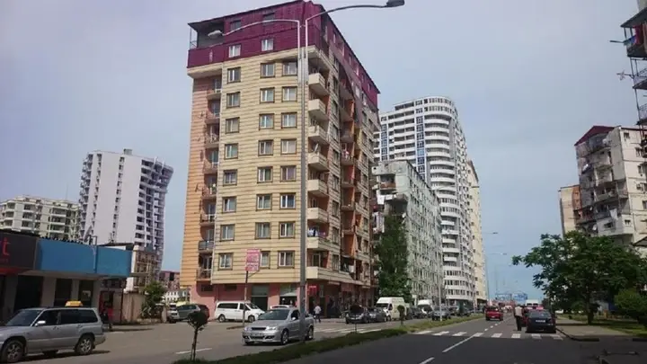 Батуми: Apartamentk30