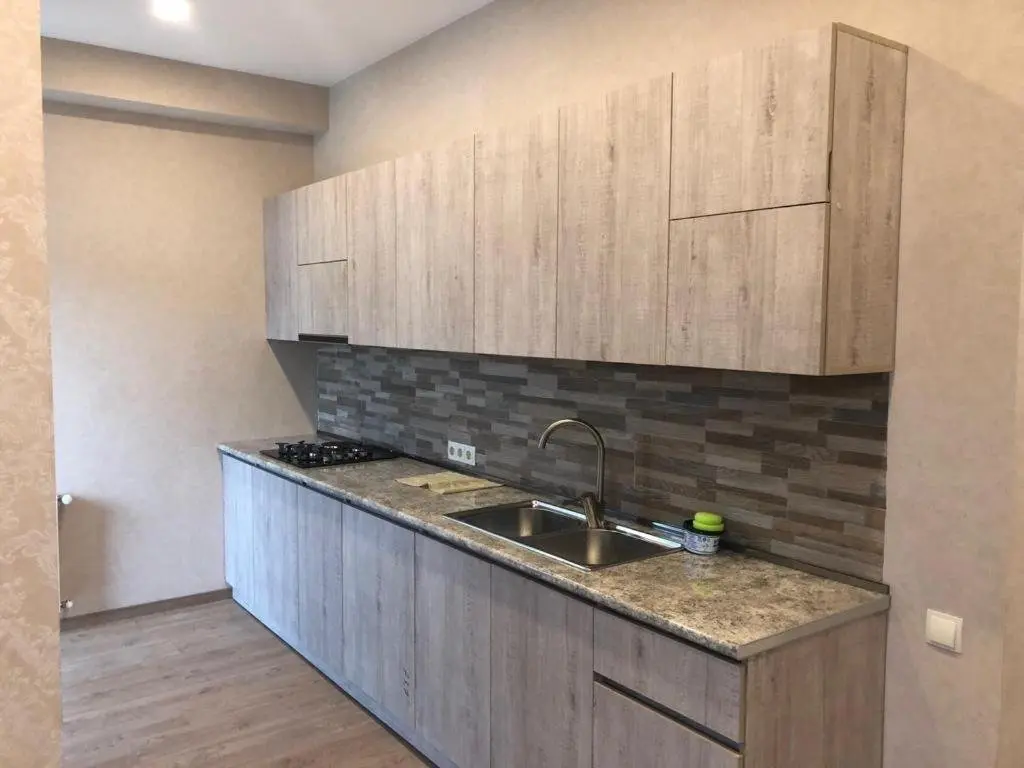 Тбилиси: Apartament nutsubidze 16