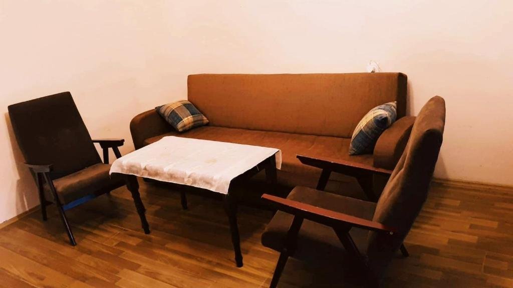 Батуми: Nati's Apartment In Batumi 1