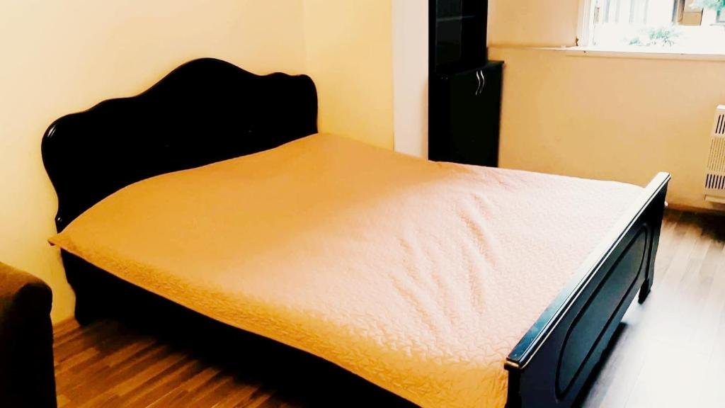 Батуми: Nati's Apartment In Batumi 1