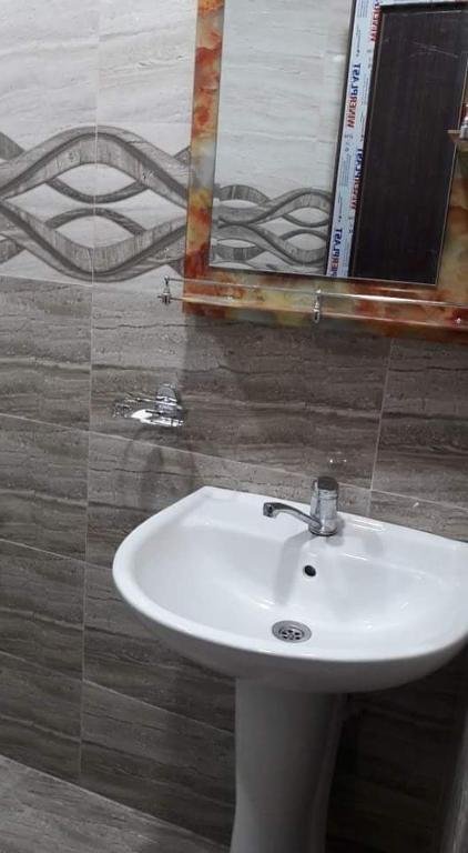 Батуми: Refrigerator, Washing Machine, Air Conditioning, 2 Sofa, Kitchen, Balcony, All The Necessary Equipment, Near At The Sea Beach
