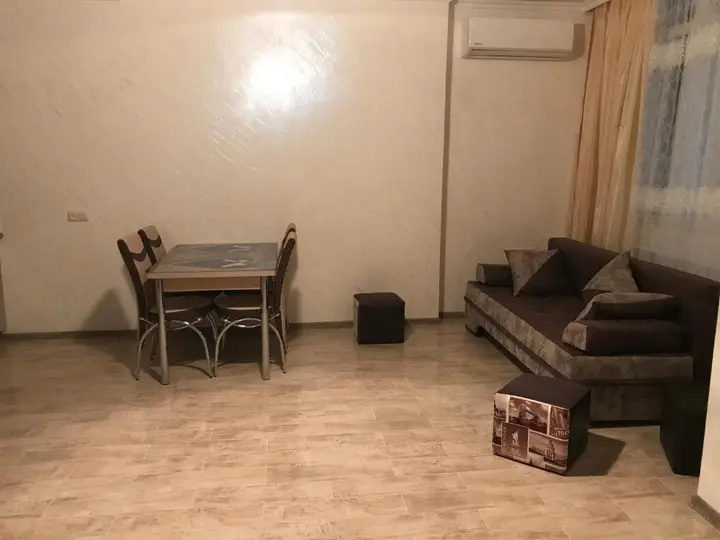Батуми: Appartment for rent 5 minutes walk from seaside. 60USD