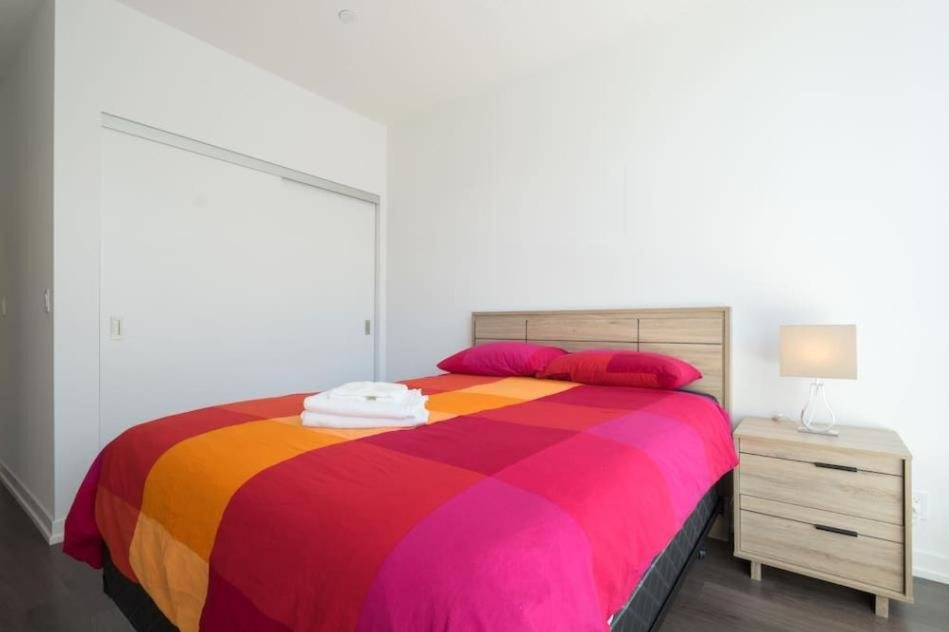 Тбилиси: Brand new 1 bedroom + parking