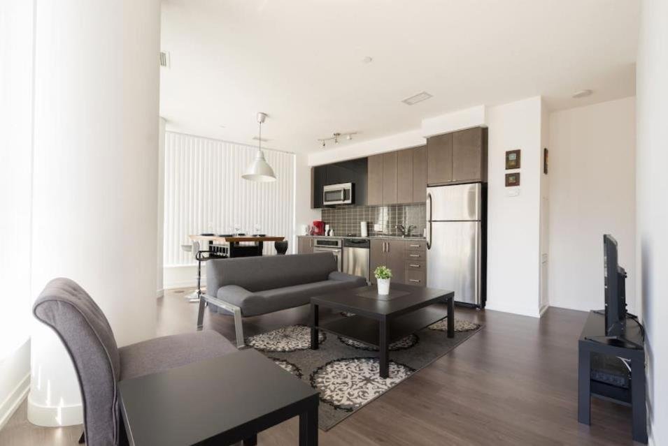 Тбилиси: Brand new 1 bedroom + parking
