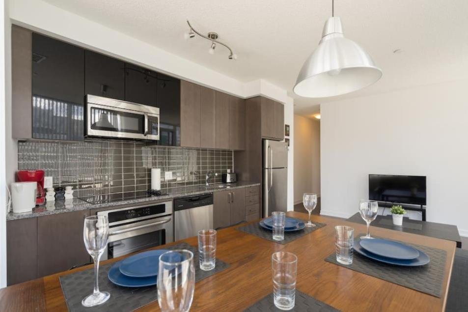 Тбилиси: Brand new 1 bedroom + parking