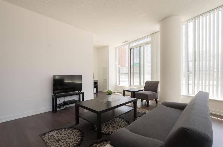 Тбилиси: Brand new 1 bedroom + parking
