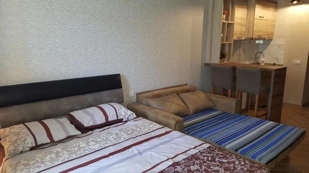 Батуми: Batumi Pirosmani str. 18D flat 11a