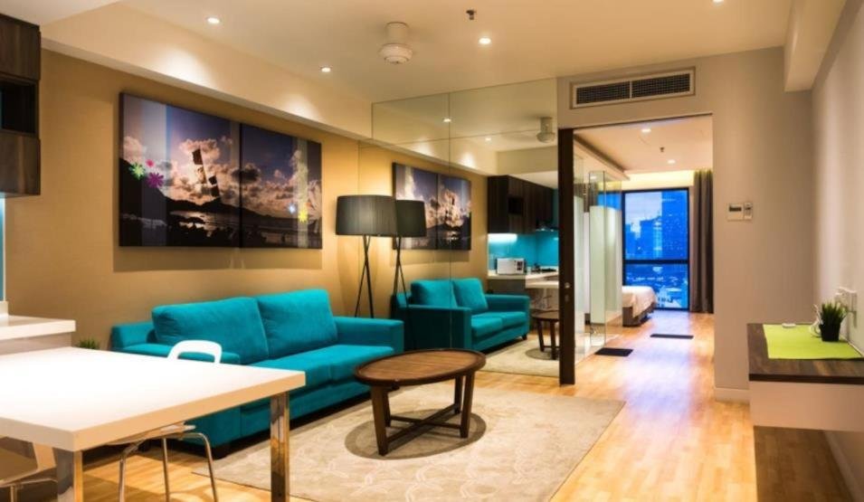 Тбилиси: Apartment Suite 2 km from shopping center Convenient #DM2