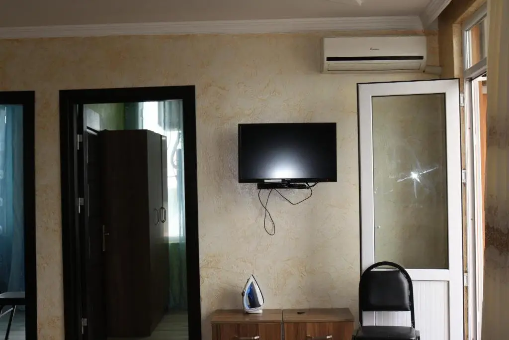 Батуми: Izo'S Flat3