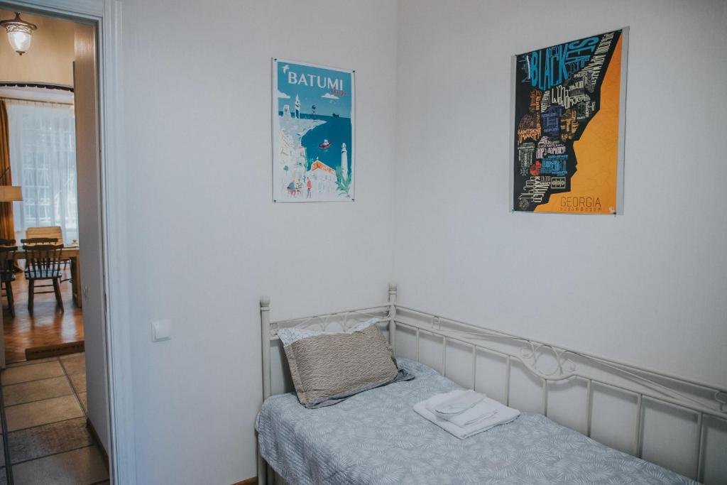 Тбилиси: Tbilisi Centre, 2Bedroom Apartment, Wine From Kvevri