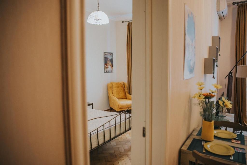 Тбилиси: Tbilisi Centre, 2Bedroom Apartment, Wine From Kvevri