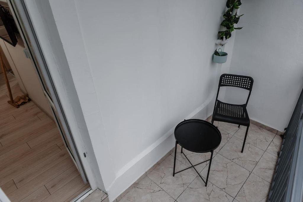 Батуми: Spacious And Cozy Flat In The Center Of Batumi, 5Min To Sea