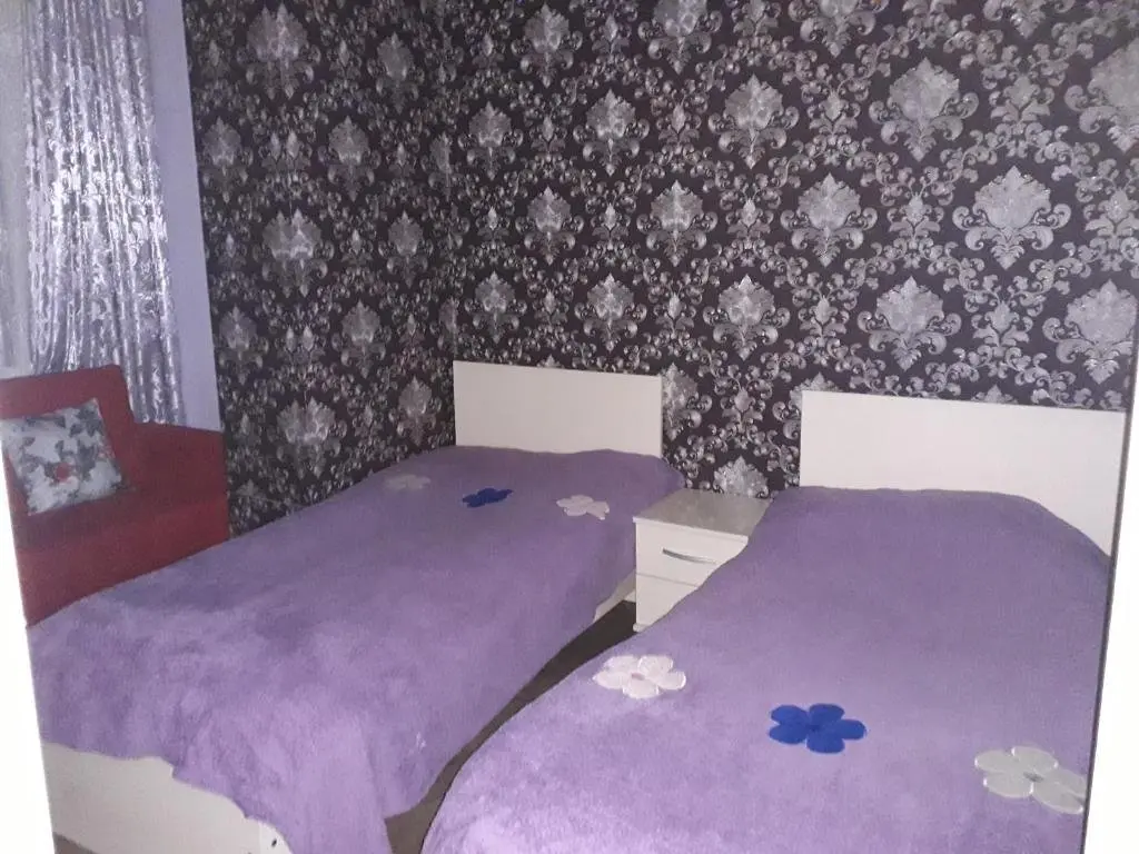 Батуми: Georgia, Batumi, Akaki tsereteli street N 19